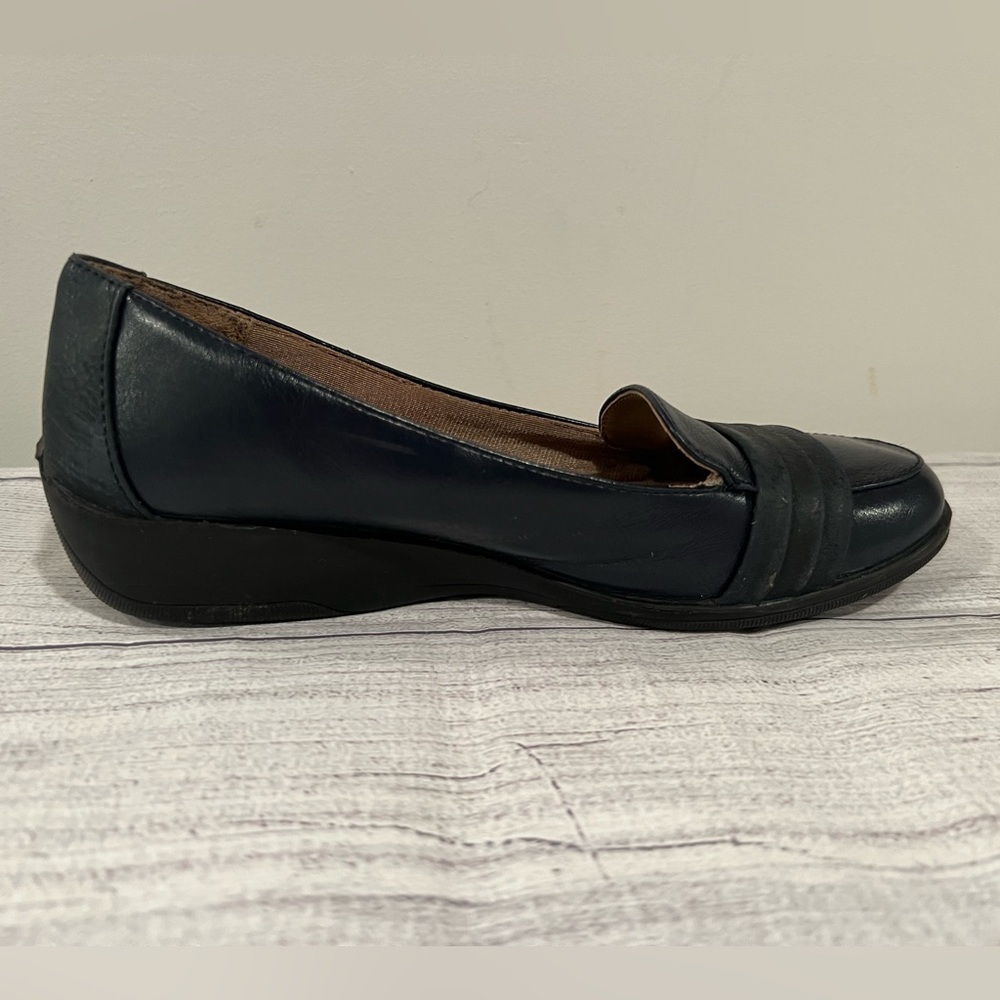 LIFE STRIDE Women's Blue loafers /size 6